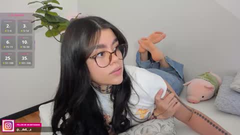 Snapshot of daliapunkt chatting on 23, 10, 2025 Dalia online show from 23, 10, 2025