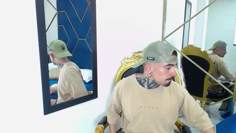 Dallas whitee online show from 21, 2, 2026