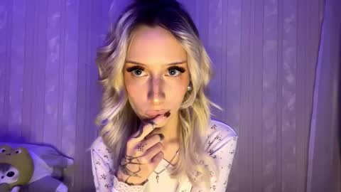 Snapshot of dallaspember chatting on 15, 12, 2025 dallaspember online show from 15, 12, 2025