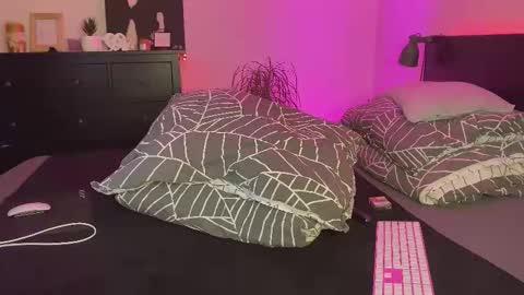 Snapshot of dalmatian_girl chatting on 15, 12, 2025 dalmatian_girl online show from 15, 12, 2025