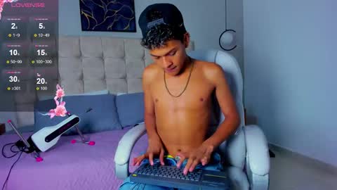 damian_cute18 online show from 17, 2, 2026