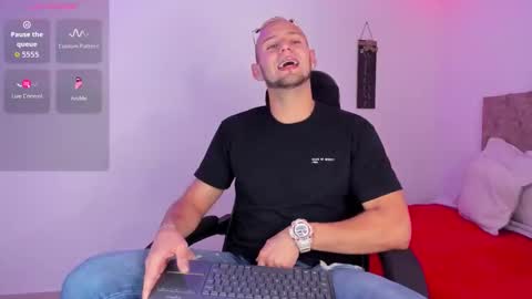 Snapshot of damon_baker0 chatting on 3, 11, 2025 Damon bakert online show from 3, 11, 2025