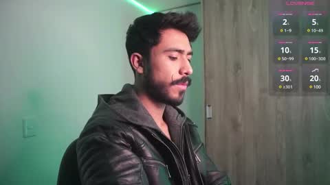 damon_frost online show from 26, 12, 2024