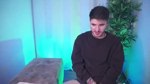 damon_frost online show from 25, 11, 2025