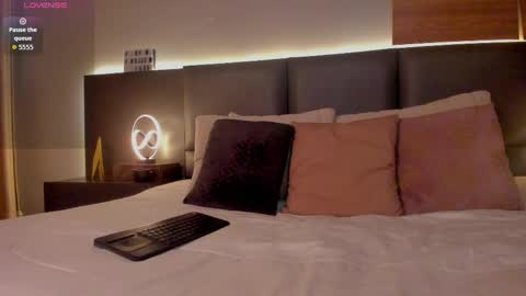 D A M O N online show from 9, 11, 2025