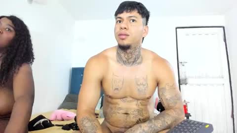 Snapshot of damonxxx1 chatting on 23, 10, 2025 Damon online show from 23, 10, 2025