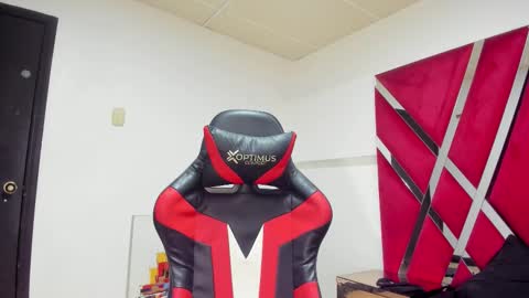 Snapshot of dan_ht chatting on 2, 3, 2026 dan_ht online show from 2, 3, 2026