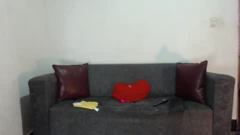 Dayana  online show from 10, 2, 2025