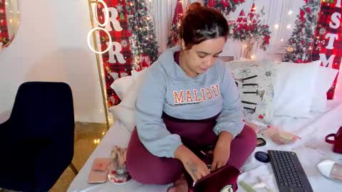 danaferluccio online show from 5, 12, 2025