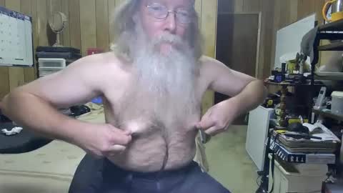 Snapshot of danagm chatting on 25, 12, 2024 Dana online show from 25, 12, 2024