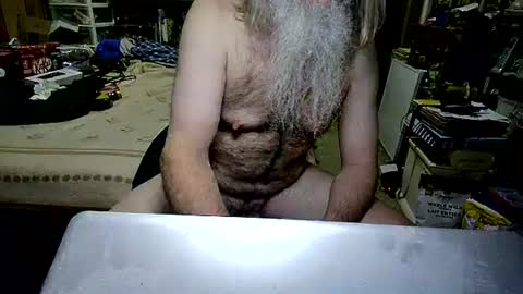 Snapshot of danagm chatting on 17, 2, 2025 Dana online show from 17, 2, 2025