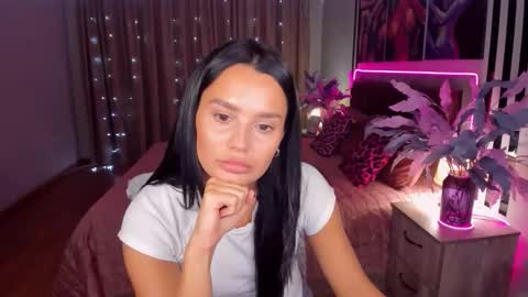 DanaMiers online show from 9, 10, 2025