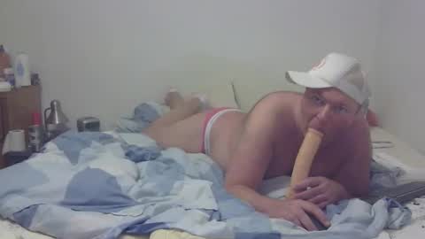 Snapshot of dandyhandys chatting on 22, 10, 2025 Andy online show from 22, 10, 2025