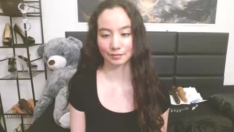 Lea lei-a online show from 23, 11, 2025