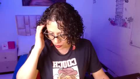 Snapshot of daneshka_naughty chatting on 20, 11, 2025 DANESHKA online show from 20, 11, 2025