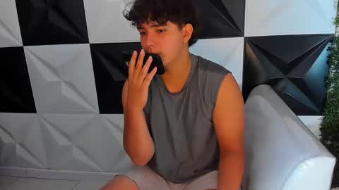 Snapshot of dani_cumboy chatting on 19, 10, 2025 dani_cumboy online show from 19, 10, 2025