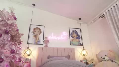 Snapshot of dani_parkerr chatting on 15, 11, 2025 online show from 15, 11, 2025