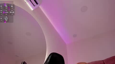   online show from 13, 11, 2025