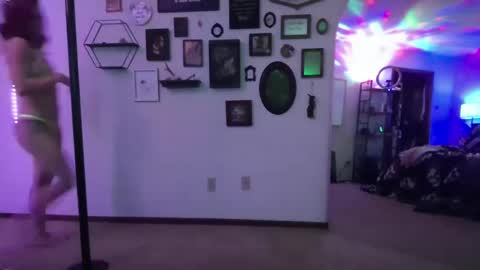 Snapshot of daniday_dream chatting on 1, 3, 2025 Daniday dream online show from 1, 3, 2025