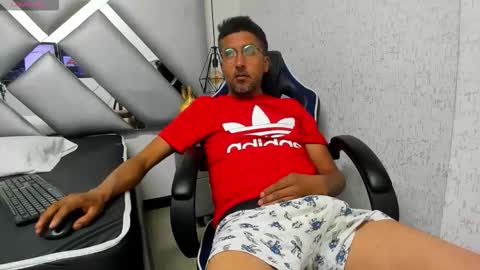 danidick_vc online show from 5, 12, 2025