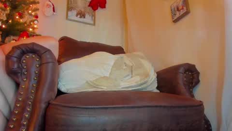 danidollxxx online show from 11, 11, 2025