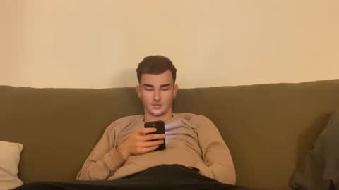 Snapshot of daniel200002 chatting on 8, 12, 2024 daniel200002 online show from 8, 12, 2024