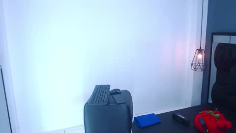 Daniel Delux  online show from 9, 10, 2025