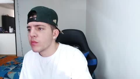 Snapshot of daniel_vargas5 chatting on 6, 12, 2024 Daniel online show from 6, 12, 2024