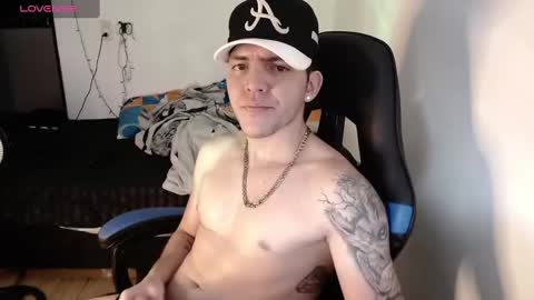 Snapshot of daniel_vargas5 chatting on 18, 12, 2024 Daniel online show from 18, 12, 2024