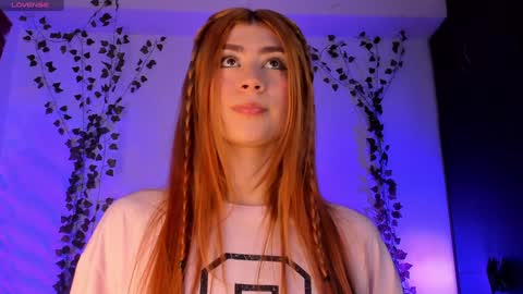 Snapshot of daniela_saenz1 chatting on 27, 1, 2025 Dani Saenz online show from 27, 1, 2025