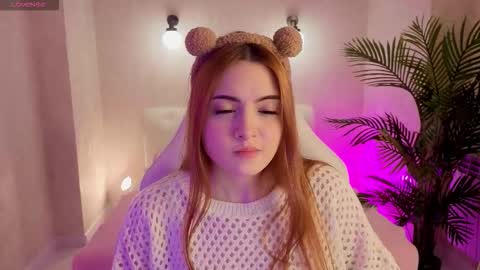 Snapshot of daniela_saules chatting on 19, 11, 2025 Daniela online show from 19, 11, 2025