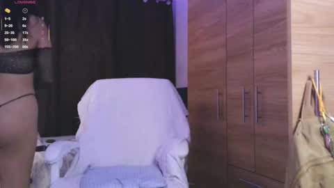 Snapshot of daniela_zs chatting on 5, 11, 2025 daniela_zs online show from 5, 11, 2025