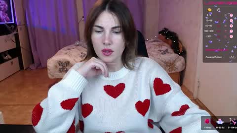 Daniela Cooper online show from 3, 12, 2025