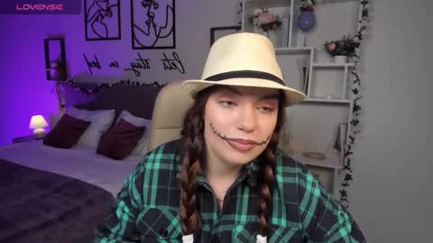 Daniella online show from 22, 10, 2025