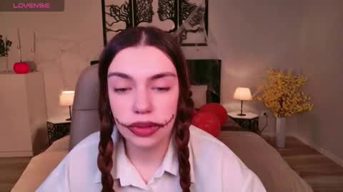 Daniella online show from 31, 10, 2025