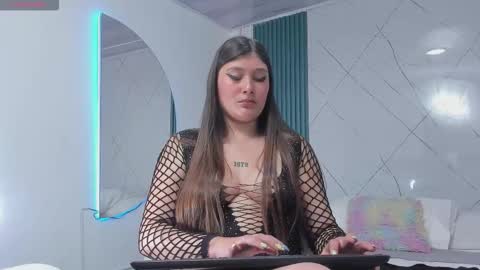 Snapshot of danielle_april chatting on 3, 10, 2025 Danielle online show from 3, 10, 2025