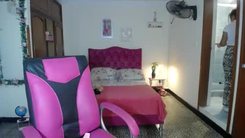 Angie online show from 1, 12, 2024