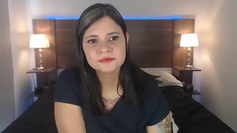 daniellerain online show from 2, 11, 2025