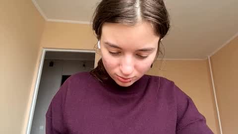 Snapshot of daniellevaulet chatting on 7, 11, 2025 Mia online show from 7, 11, 2025