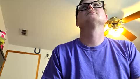 Snapshot of danielp_mod_cb chatting on 17, 11, 2025 Daniel y. online show from 17, 11, 2025