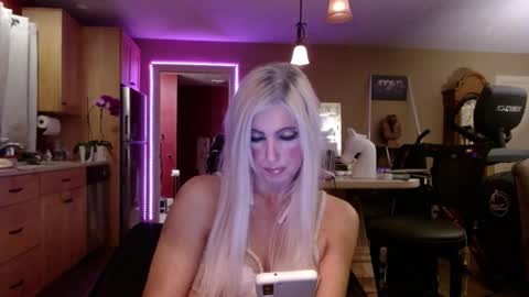 DanikaWhite69 online show from 9, 10, 2025