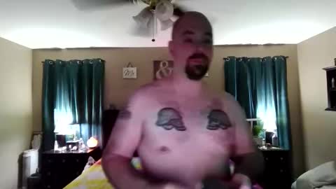 danimal5891 online show from 4, 2, 2026