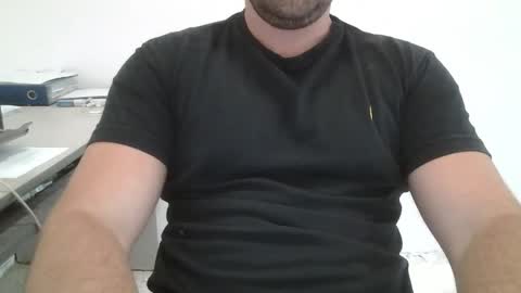 Snapshot of danioli614 chatting on 28, 10, 2025 Dani Oli online show from 28, 10, 2025