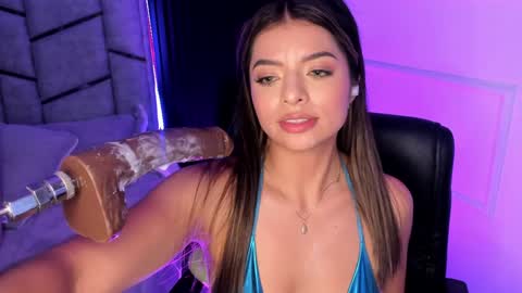 Dani Phonenix online show from 25, 1, 2025