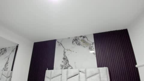 Dani Phonenix online show from 28, 11, 2025