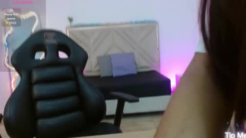 Danivilix Tay online show from 30, 9, 2025