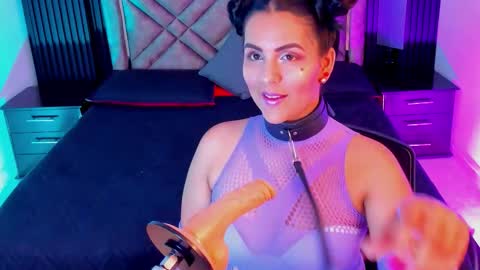 Dani whatson online show from 10, 10, 2025