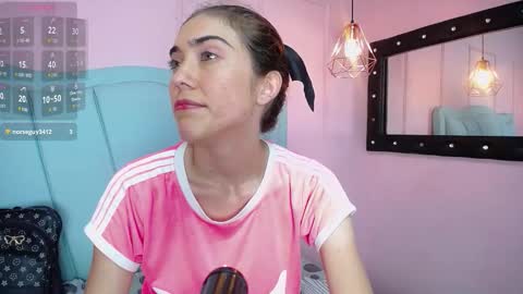 Snapshot of danna7cute chatting on 11, 11, 2025 danna7cute online show from 11, 11, 2025