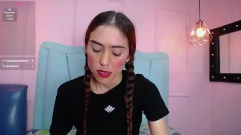 Snapshot of danna7cute chatting on 14, 11, 2025 danna7cute online show from 14, 11, 2025