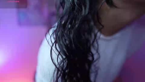 Danna Lovs online show from 25, 2, 2026